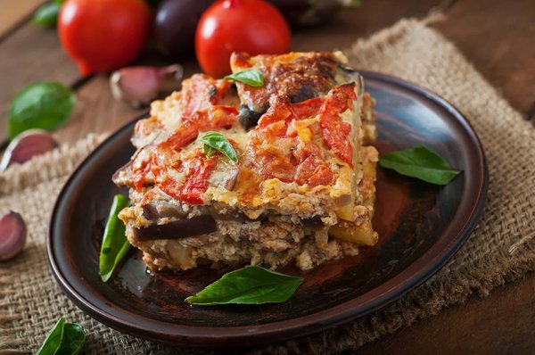Qual è la ricetta tradizionale della moussaka greca?